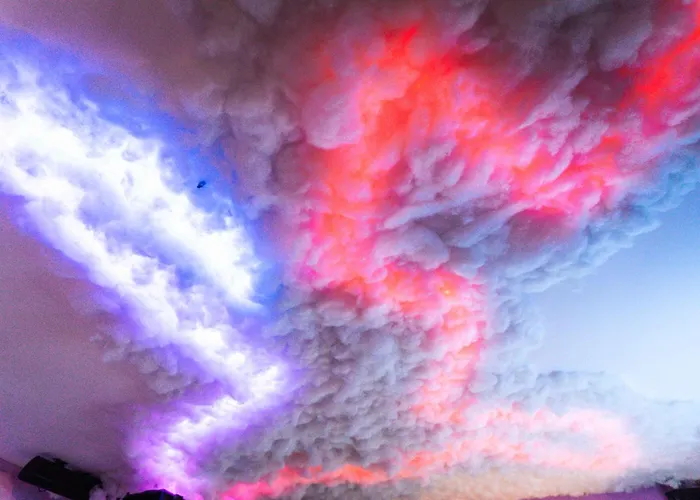 Capsule Cloud - Jacuzzi - Projecteur Cinema