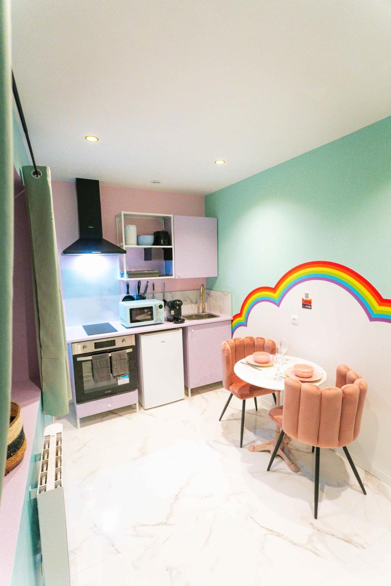Capsule Cloud - Jacuzzi - Projecteur Cinema Apartment *