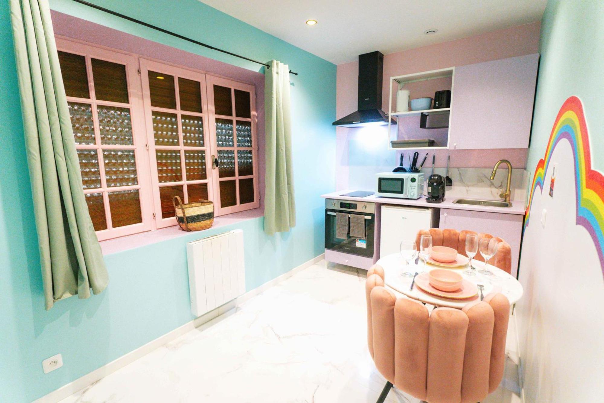 Apartment Capsule Cloud - Jacuzzi - Projecteur Cinema Tourcoing